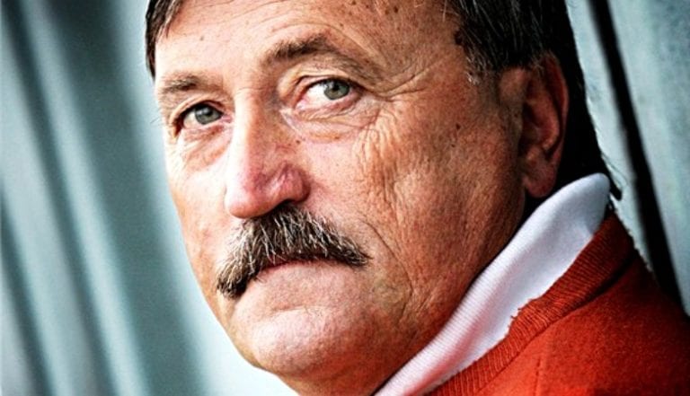 Antonín Panenka na bankovce. Podpora Nadace fotbalových internacionálů