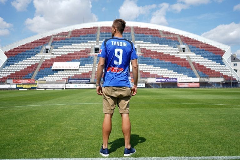 Kde je mu konec? Ismar Tandir měl být důležitým útočníkem, s Olomoucí se však rozcházel ve zlém