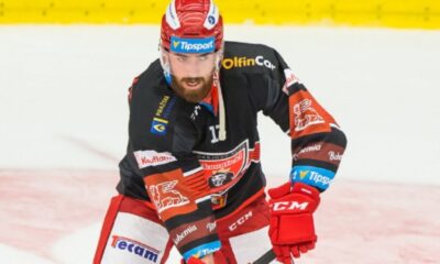 Filip Hronek mountfieldhk.cz