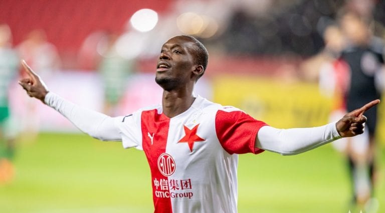 Simu čeká ve Francii sestup do druhé ligy! Dostane v létě příležitost v Brightonu?