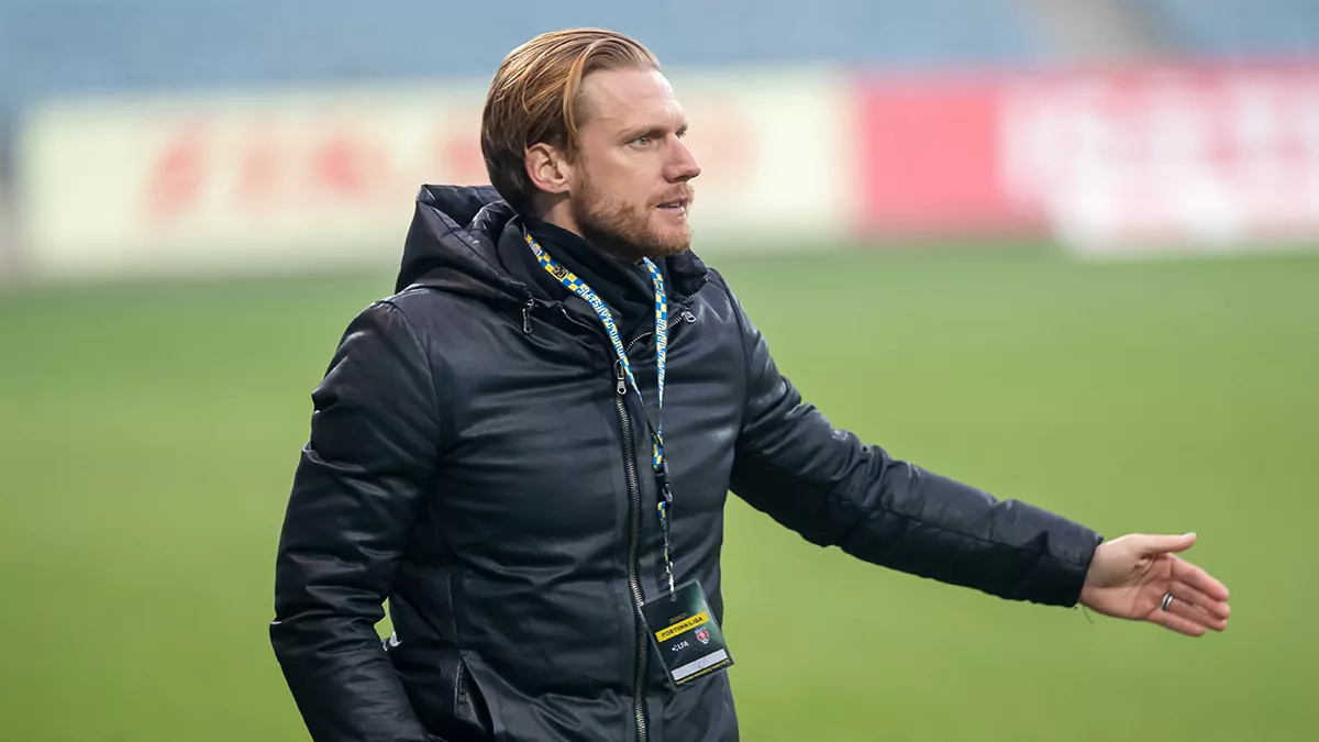 Pardubice jedou na Spartu pro body a podat dobrý výkon. Snad nám atmosféra nesváže nohy a budeme mít odvahu hrát, doufá trenér Kováč