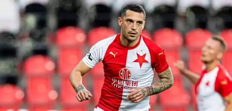 Nicolae Stanciu je v čele čínské ligy! Nováčkovi z proslulého Wuhanu se daří