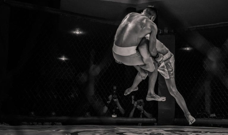 Nekompromisní KO! Podívejte se, jak Kamaru Usman vypnul Jorgeho Masvidala