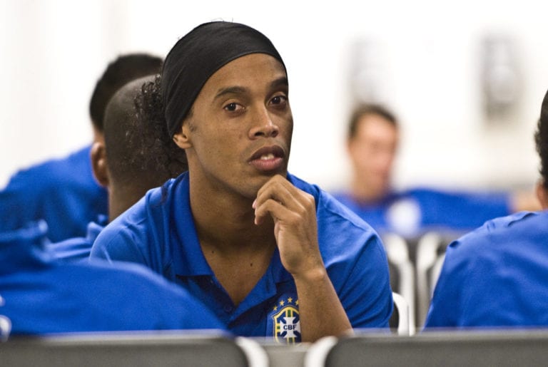 Památné momenty: Ronaldinhův gól z přímého kopu zase prokázal jeho genialitu