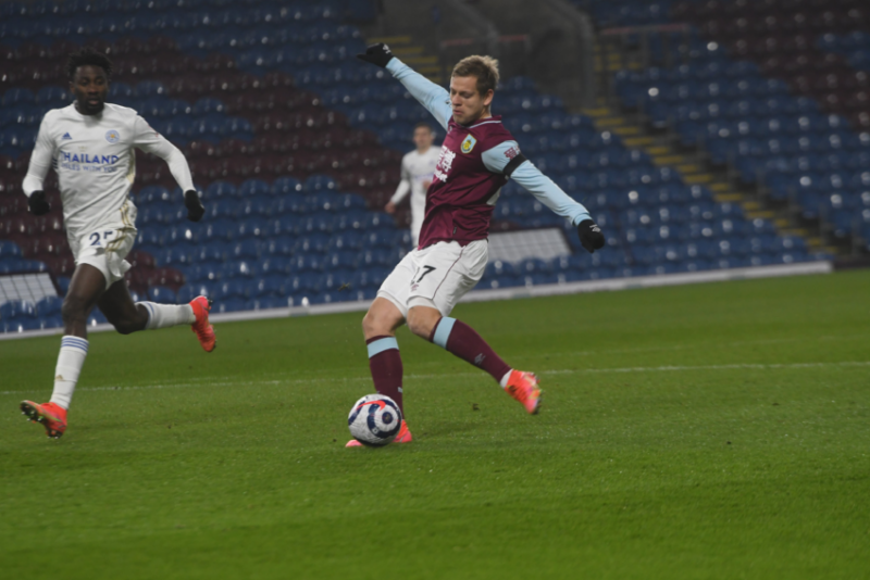 Taktická analýza: Burnley doma po gólu Vydry obralo Leicester. Co stálo za tímto malým úspěchem?