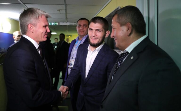 Několik MMA bojovníků se vyjádřilo proti ruské mobilizaci. Nesouhlasí s ní ani Khabib Nurmagomedov