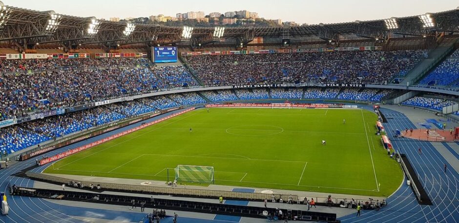 Il Presidente del Napoli fa pressioni sul Comitato Olimpico!  Nel suo discorso ha criticato la regola dei giocatori extracomunitari e ha voluto un cambiamento