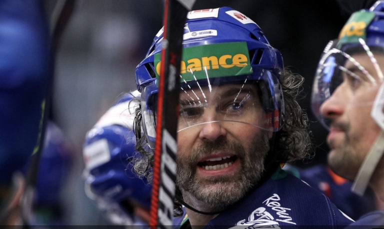 Jágr stárne, ale jeho láska k hokeji nikoliv: Snažím se dělat stejné věci, pořád rád trénuju 