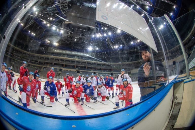 Český národní tým začne olympijský turnaj proti Dánsku. Známe časy zápasů i celý program
