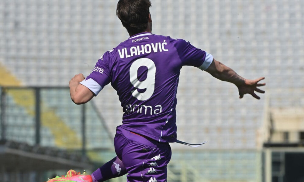 Vlahovi avrebbe lasciato la Fiorentina e si sarebbe diretto verso i giganti italiani!  Quanto deve essere trasferito?