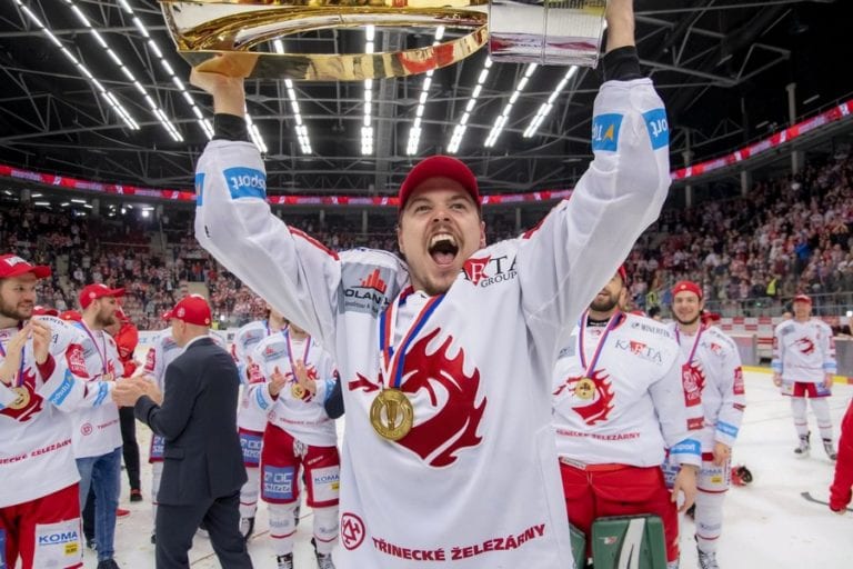 Z kádru Ocelářů na Hanou! Jak velkým přínosem bude Aron Chmielewski pro Olomouc?