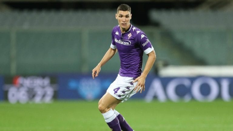 Ani West Ham, ani Tottenham. Milenković zůstává ve Fiorentině