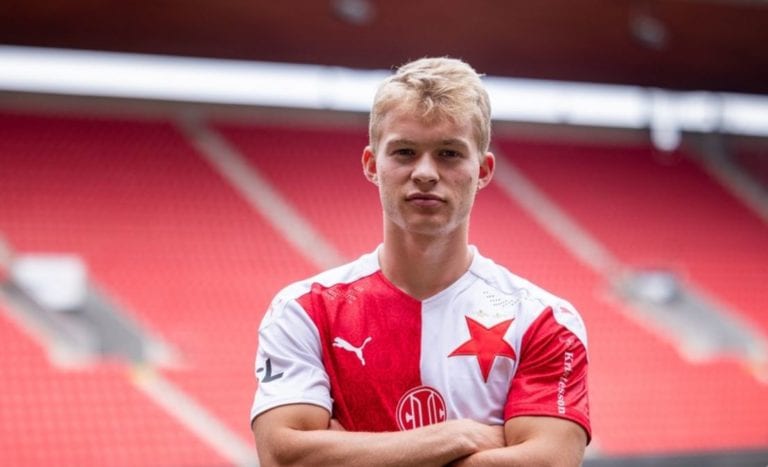 Měl nahradit zraněného Provoda, teď ze Slavie odchází. Promarněný potenciál, měl ještě dostat šanci, shodují se fanoušci sešívaných