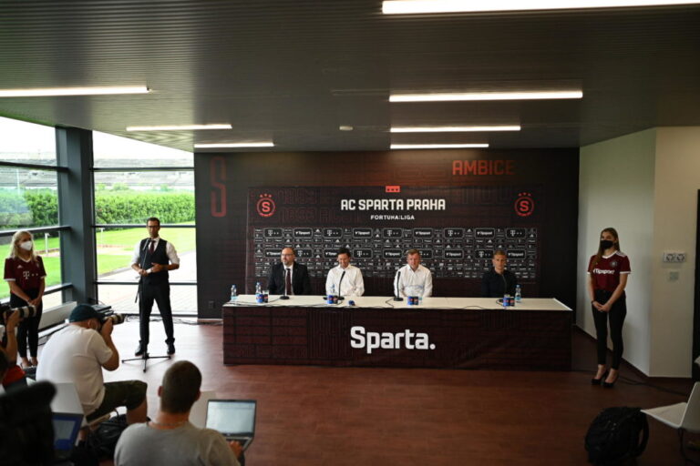 Sparta to na internetu schytává za své video ohledně lístků. Nebyl opilý? ptají se fanoušci