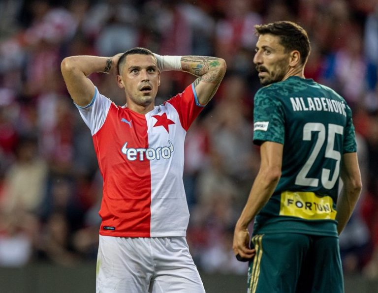 Stanciův Wuhan se trápí: Nechci na stadionu fanoušky, kteří nepodporují tým, vzkazuje exslávista