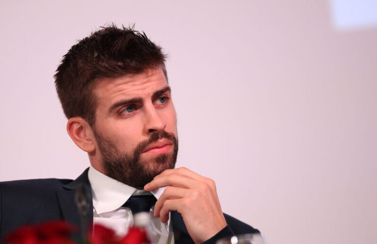 Gerard Piqué žádal o přesun utkání reprezentace Španělska. Chtěl sledovat Davis Cup se Shakirou