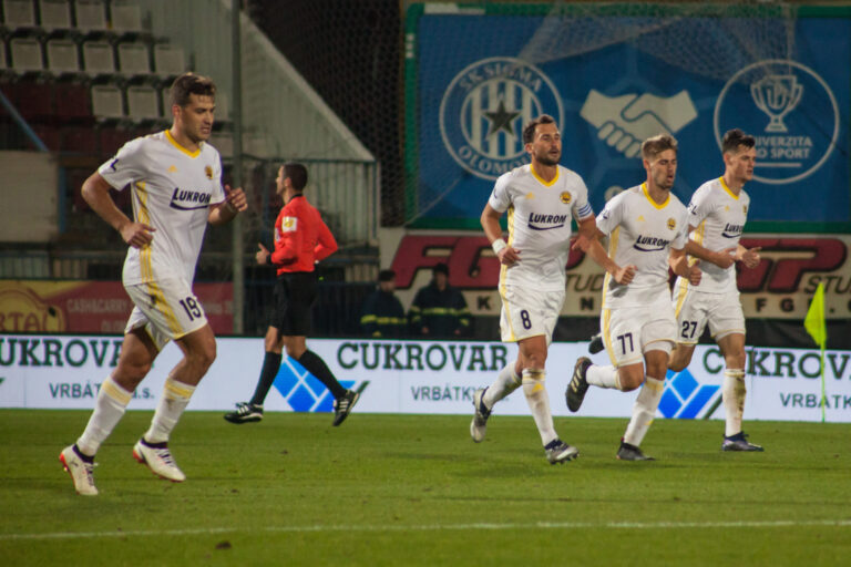 Atlético Madrid, Evropská liga nebo zlínské jaro aneb Příběh Fastavu Zlín ve 21. století