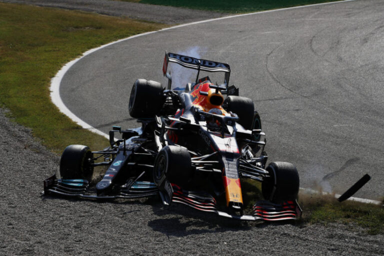 Verstappen nerozumí tomu, proč s Hamiltonem tak často bourá. S ním je to prostě jiné, říká