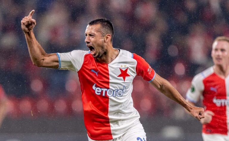 Důležitý podpis pro Slavii! Upsal se jí slovenský útočník