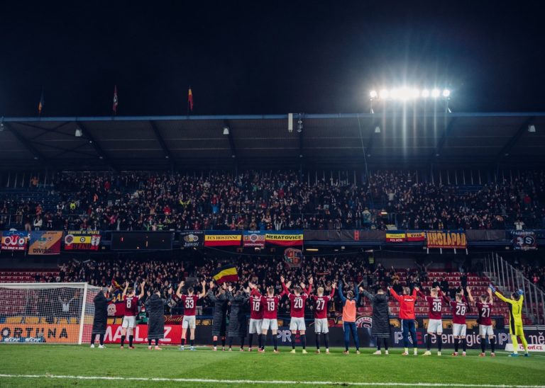 Jak tipují výsledek zápasu Lyon vs. Sparta přední evropské servery?