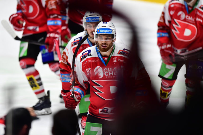 V hlavní roli Dynamo, zlínští fanoušci a ostravská divočina. Bakoš míří do Třince!