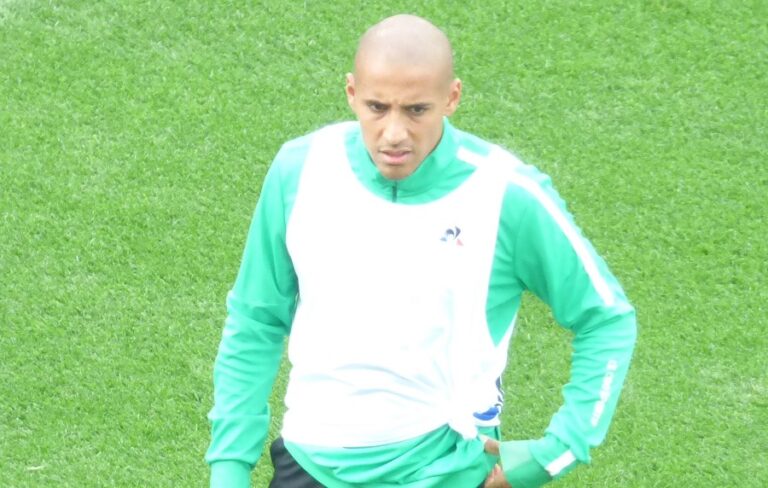 Gól roku? Khazri v Ligue 1 skóroval z neuvěřitelných 68 metrů. Podívejte se na jeho ránu