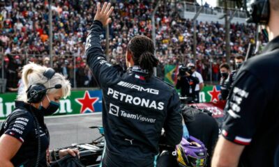 Lewis-Hamilton-Mercedes-AMG-Petronas-F1-3