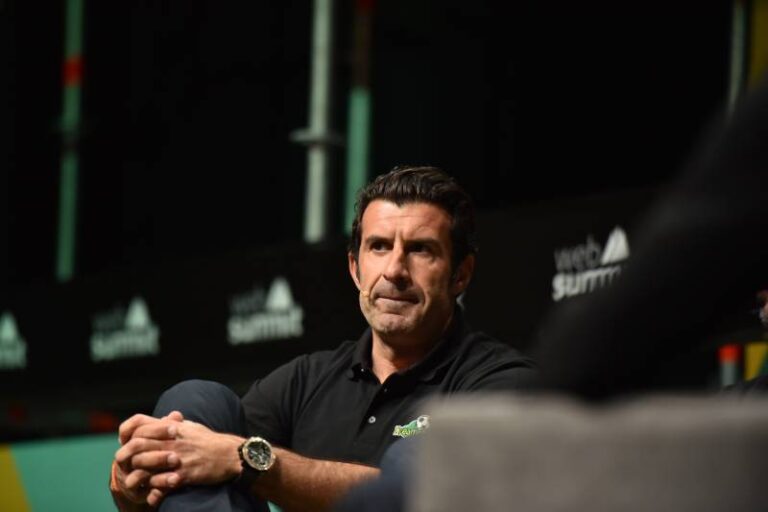 Své 49. narozeniny slaví Luís Figo! Podívejte se na jeho nejkrásnější akce a gólové trefy