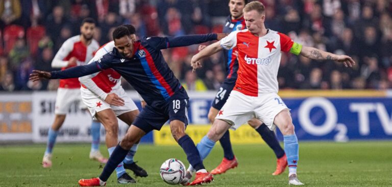 Je z války mezi Plzní a Slavií spolupráce? Mají k sobě blíž, myslí si Chovanec