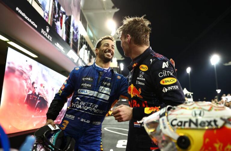 První část formulové tajenky odhalena, Ricciardo končí u McLarenu. Kdo ho v týmu nahradí?