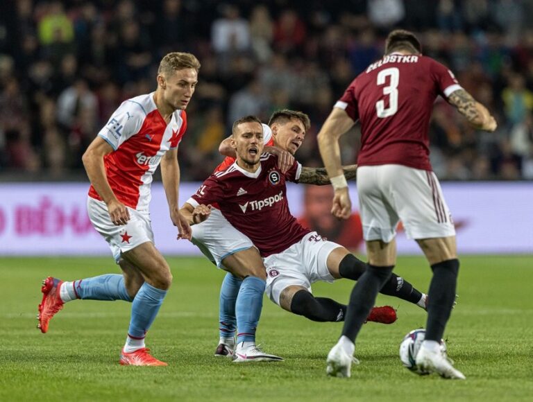 Sparta ještě nemá na to, aby Slavii vzala titul. Ale má nastavenou dobrou cestu, myslí si Nerad