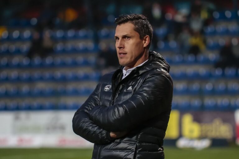 Kouč Zlína si po zářezu v Praze klade správnou otázku: Potřebuje to Slavia, nebo to rozhodčí neumí?