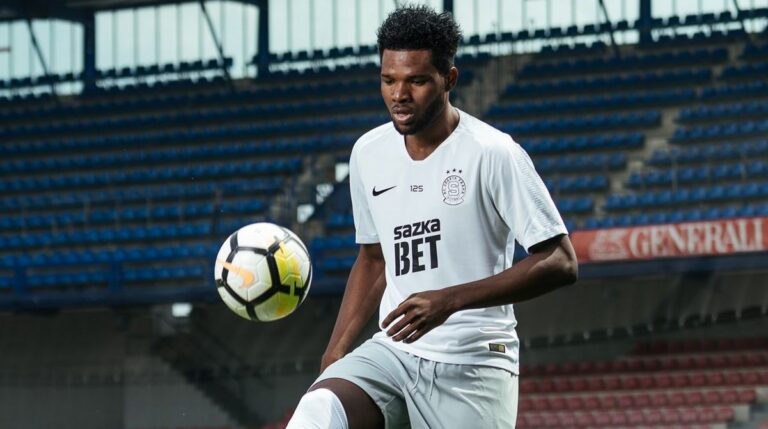 Bývalá hvězda Sparty bude hrát ve Francii! Účastník Ligue 1 ji představil jako novou posilu