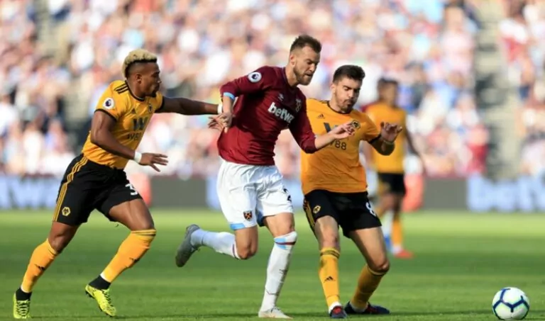 Střed zálohy Manchesteru United možná ještě v lednu posílí Rúben Neves