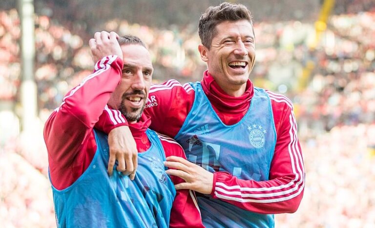 Když končí jedna velká sága. Podívejte se na ty nejlepší góly Roberta Lewandowského v dresu Bayernu