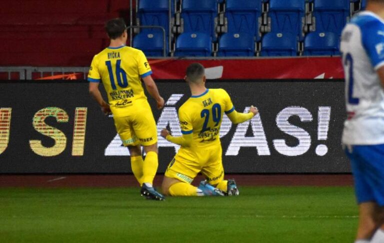 Trestuhodný výkon! Teplice uštědřily Ostravě pořádný výprask. Co stojí za vysokou prohrou Baníku?