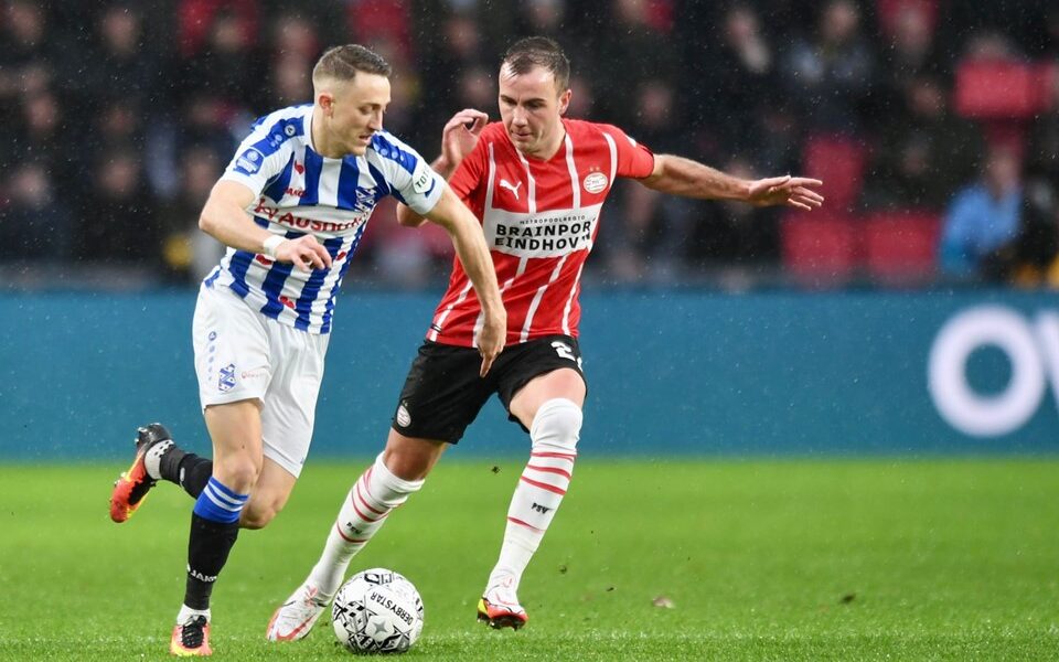 Götze gilt als einer der besten Spieler der Welt, mit 29 Jahren war er in der niederländischen Liga aktiv.  Wie geht es dir beim PSV?