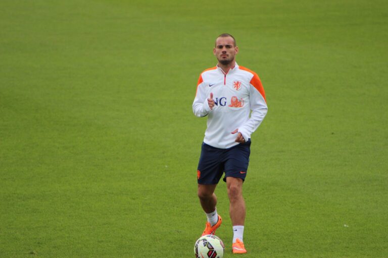 Legendární Wesley Sneijder neuvěřitelně přibral! Jak reaguje veřejnost?