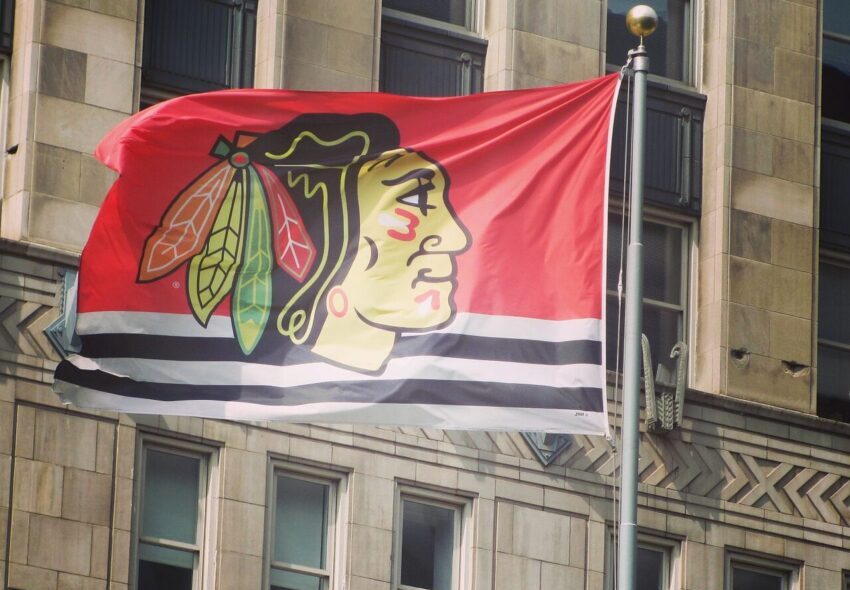Ze Spojených států dorazila velmi smutná zpráva. Zemřel majitel Chicaga Blackhawks, strůjce 3 Stanley Cupů