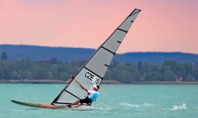 windsurfing