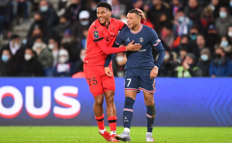 Mbappé nespokojen s trenérem PSG? Během sezony to není poprvé. Bez Neymara a Messiho na hrotu nezmohl nic