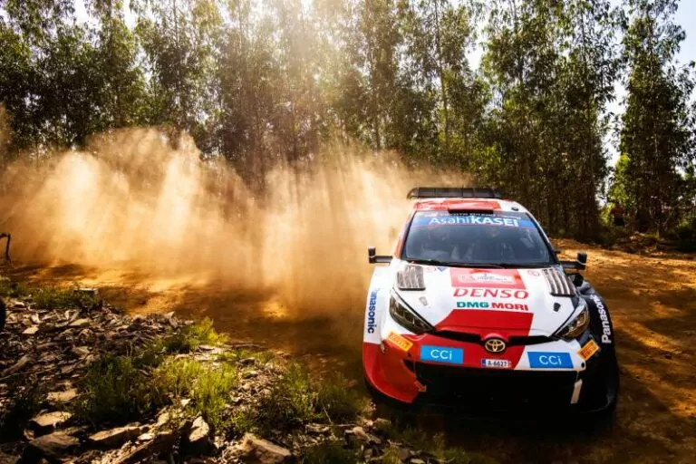 Další comeback! Legenda a ikona WRC Sébastien Ogier se opět vrátí k závodění. V jakých podnicích ho fanoušci uvidí?
