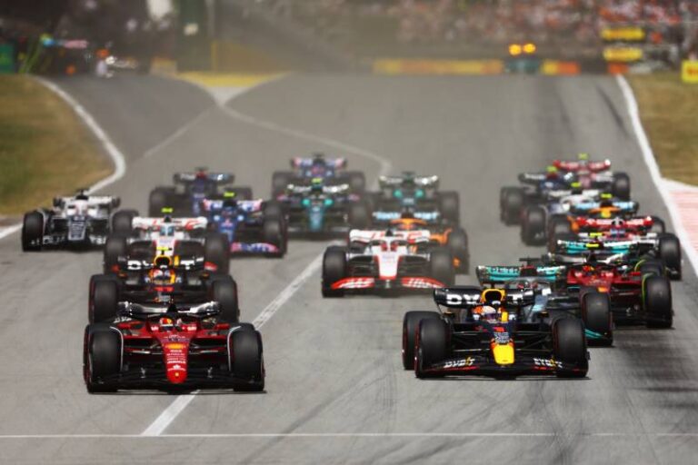 Tragédie pro Leclerca, skvělý Red Bull! VC Španělska přinesla spoustu dramat aneb Kdo ovládl sedmý závod sezóny?