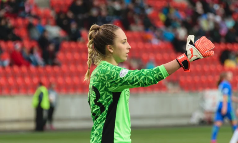 Barbora Votíková má za sebou premiérový start v dresu Tottenhamu, který oslavila čistým kontem a vysokou výhrou