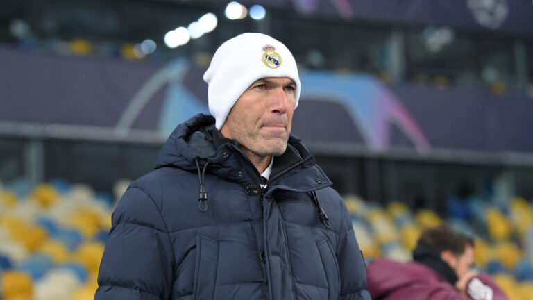 Brzy budu znovu trénovat, říká Zidane. Který tým by mohl vést?