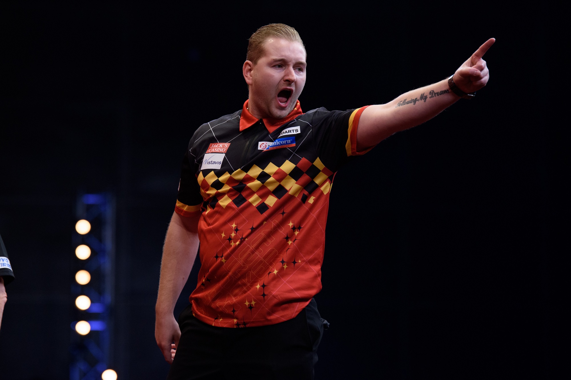 Vzpoura domácích kvalifikantů zastíněná drsnou prohrou ve finále. To bylo Dutch Darts Masters