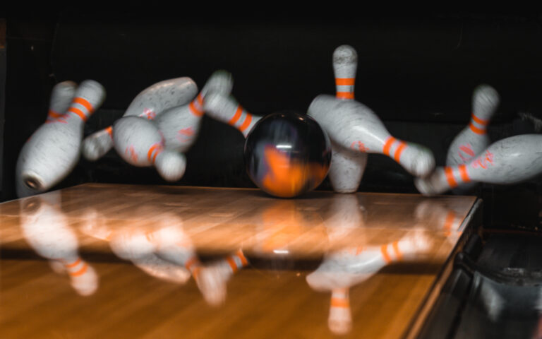 Češi na European Bowling Tour porazili i profesionály, vyhrál Dán Arkendal