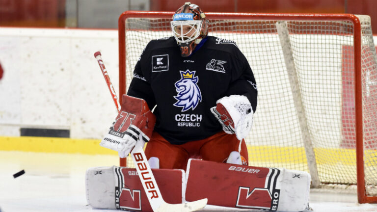 Dominik Furch kouzlil v bráně Komety Brno, proti Liberci si připsal 56 zákroků!