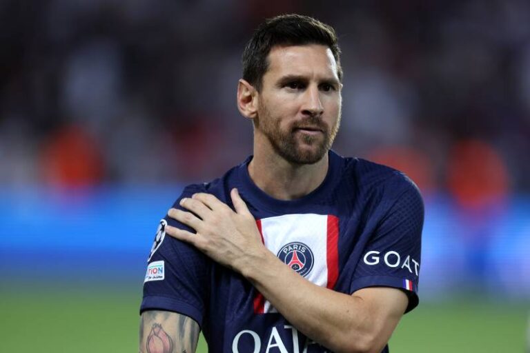 Guardiola „zničil“ fotbal, prohlásil o svém někdejším kouči z Barcelony Messi