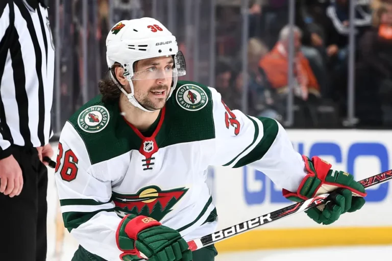 Hrajeme jako bychom byli za**aní junioři, zuří hvězda Minnesoty Wild Mats Zuccarello